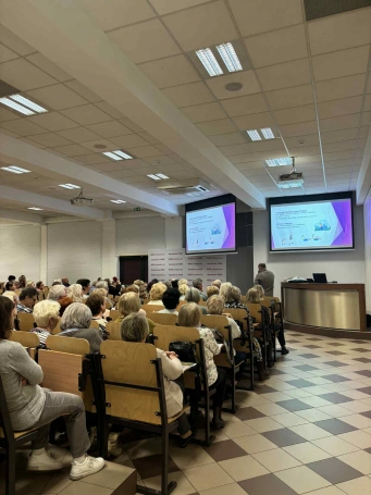 Zdjęcie nr 5 z galerii WYKŁĄD UTW - "Kręgosłup - Twoje poczucie stabliności w życiu" - Marcin Lis