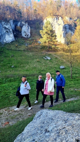 Zdjęcie nr 5 z galerii Spacer ze Zbyszkiem - 6.11.2025