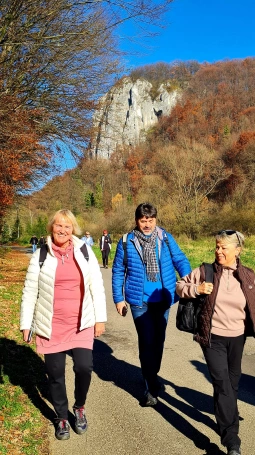Zdjęcie nr 10 z galerii Spacer ze Zbyszkiem - 6.11.2025