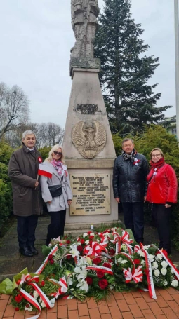 Zdjęcie nr 5 z galerii Świętujemy Niepodległość razem z UTW Akademii WSB w Dąbrowie Górniczej!