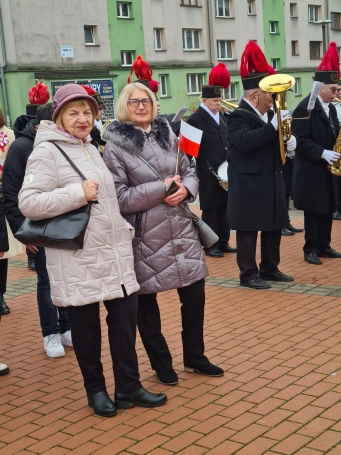 Zdjęcie nr 8 z galerii Świętujemy Niepodległość razem z UTW Akademii WSB w Dąbrowie Górniczej!