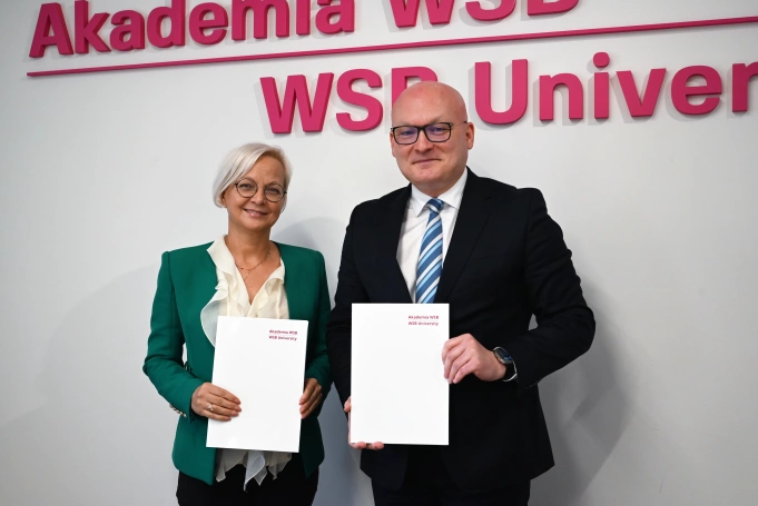 Zdjęcie nr 2 z galerii Nowe partnerstwo na rzecz edukacji – I LO w Chrzanowie dołącza do społeczności szkół współpracujących z Akademią WSB