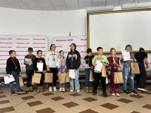 Zdjęcie nr 1 z galerii Turniej Rummikuba 13.11.2025