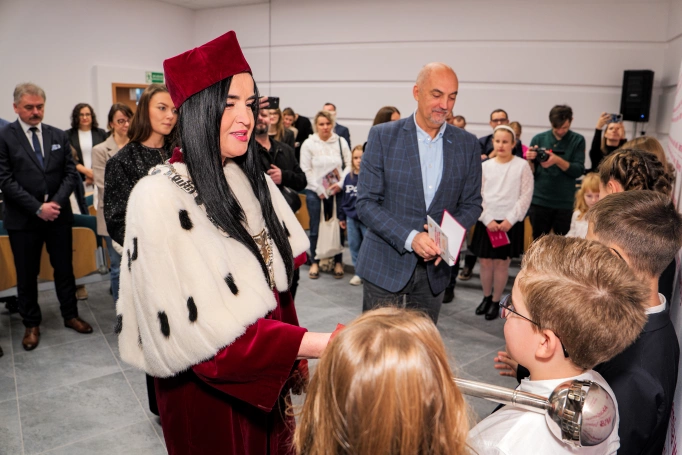 Zdjęcie nr 29 z galerii Ruszył Jaworznicki Uniwersytet Dziecięcy Akademii WSB! 