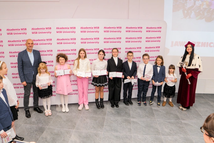 Zdjęcie nr 58 z galerii Ruszył Jaworznicki Uniwersytet Dziecięcy Akademii WSB! 