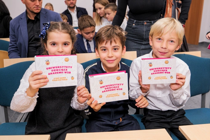 Zdjęcie nr 40 z galerii Ruszył Jaworznicki Uniwersytet Dziecięcy Akademii WSB! 