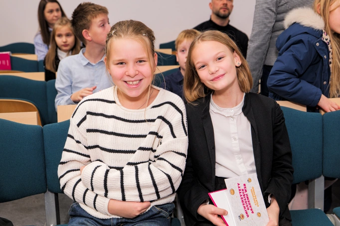 Zdjęcie nr 41 z galerii Ruszył Jaworznicki Uniwersytet Dziecięcy Akademii WSB! 