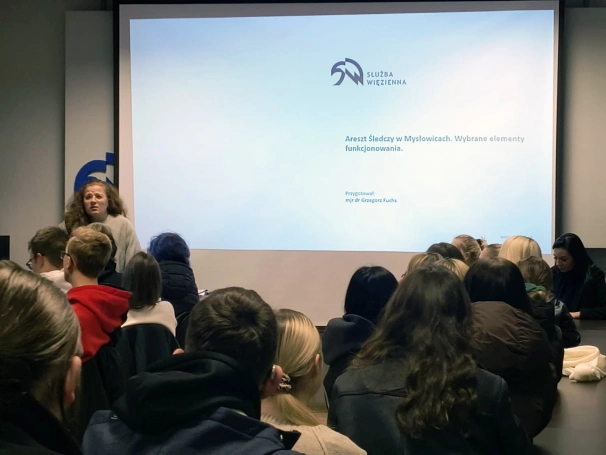 Zdjęcie nr 2 z galerii Wizyta studyjna w Areszcie Śledczym w Mysłowicach