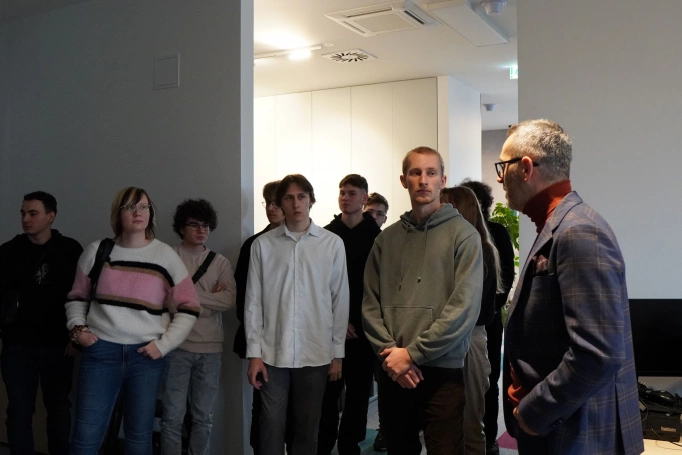 Zdjęcie nr 9 z galerii Wizyta studyjna studentów Akademii WSB w firmie Infonet Projekt