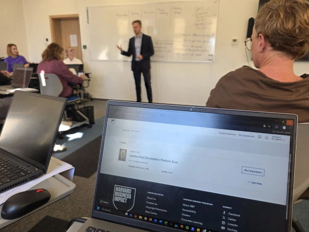 Zdjęcie nr 2 z galerii Nasza kadra rozwija kompetencje z Harvard Business Case Study Teaching Method