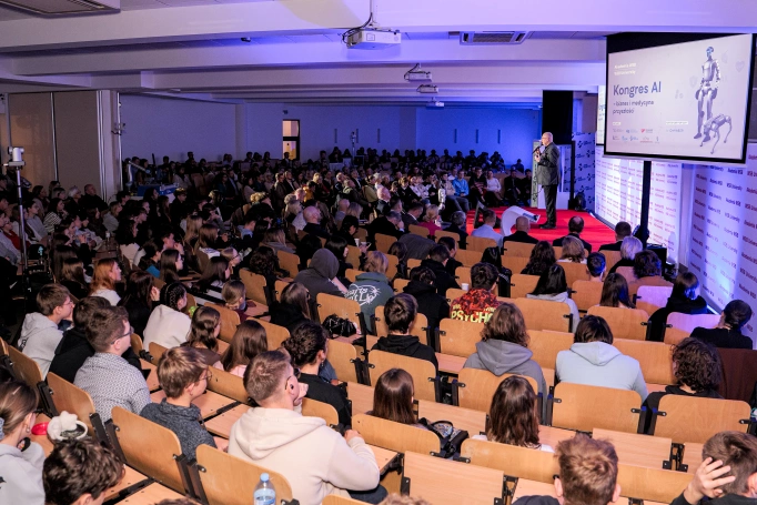 Zdjęcie nr 3 z galerii Przyszłość dzieje się dziś — Kongres AI: biznes i medycyna przyszłości w Akademii WSB