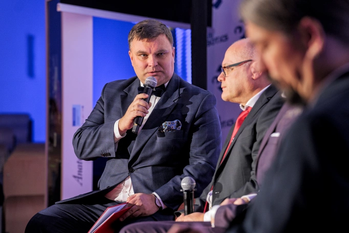 Zdjęcie nr 38 z galerii Przyszłość dzieje się dziś — Kongres AI: biznes i medycyna przyszłości w Akademii WSB