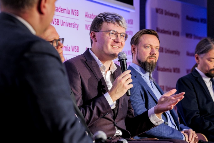 Zdjęcie nr 40 z galerii Przyszłość dzieje się dziś — Kongres AI: biznes i medycyna przyszłości w Akademii WSB