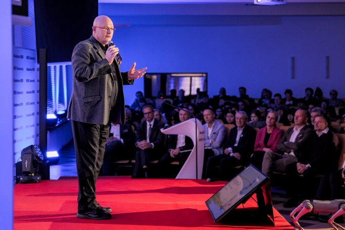 Zdjęcie nr 13 z galerii Przyszłość dzieje się dziś — Kongres AI: biznes i medycyna przyszłości w Akademii WSB