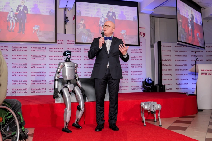 Zdjęcie nr 4 z galerii Przyszłość dzieje się dziś — Kongres AI: biznes i medycyna przyszłości w Akademii WSB