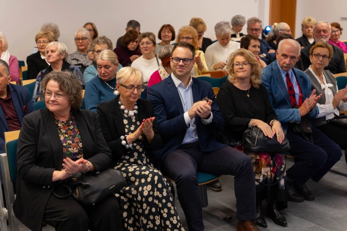 Zdjęcie nr 7 z galerii Uniwersytet Trzeciego Wieku Akademii WSB w Jaworznie rozpoczął działalność