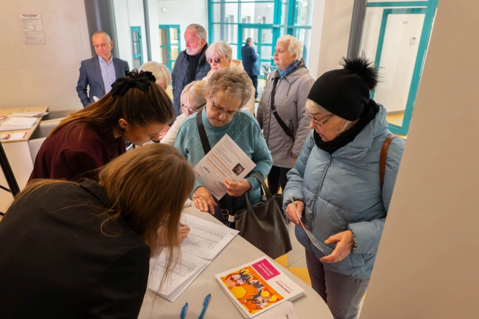 Zdjęcie nr 29 z galerii Uniwersytet Trzeciego Wieku Akademii WSB w Jaworznie rozpoczął działalność