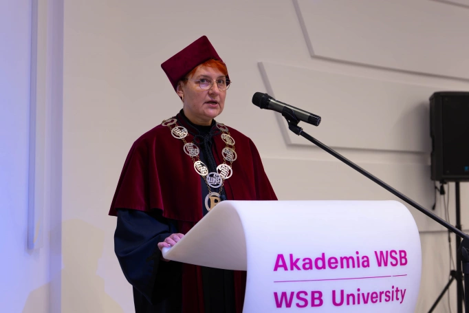 Zdjęcie nr 8 z galerii Uniwersytet Trzeciego Wieku Akademii WSB w Jaworznie rozpoczął działalność