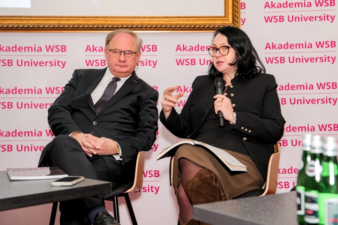 Zdjęcie nr 10 z galerii Międzynarodowa Konferencja Naukowa „Polska i Świat. Gospodarka i Bezpieczeństwo"