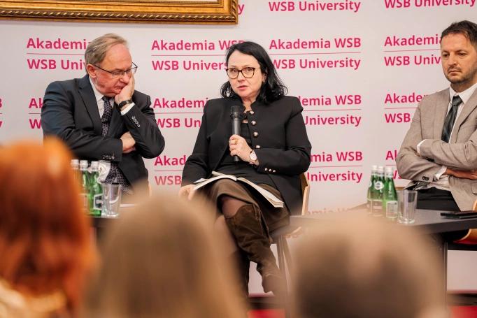 Zdjęcie nr 16 z galerii Międzynarodowa Konferencja Naukowa „Polska i Świat. Gospodarka i Bezpieczeństwo"