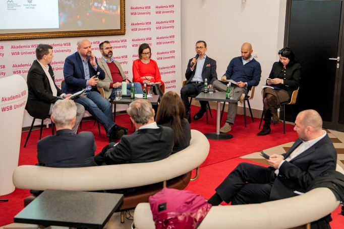 Zdjęcie nr 29 z galerii Międzynarodowa Konferencja Naukowa „Polska i Świat. Gospodarka i Bezpieczeństwo"