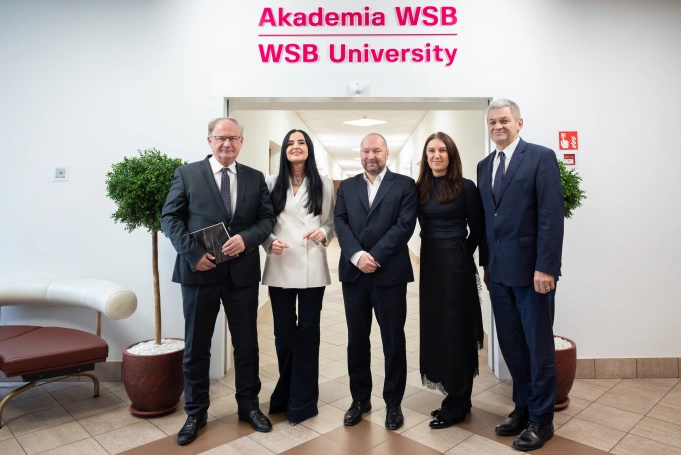 Zdjęcie nr 2 z galerii Międzynarodowa Konferencja Naukowa „Polska i Świat. Gospodarka i Bezpieczeństwo"