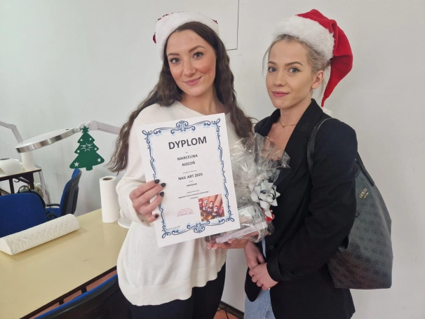 Zdjęcie nr 1 z galerii Studentka kosmetologii