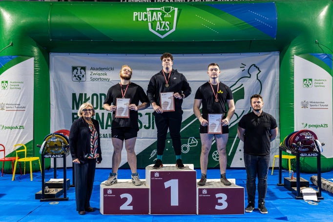 Zdjęcie nr 1 z galerii wyciskanie