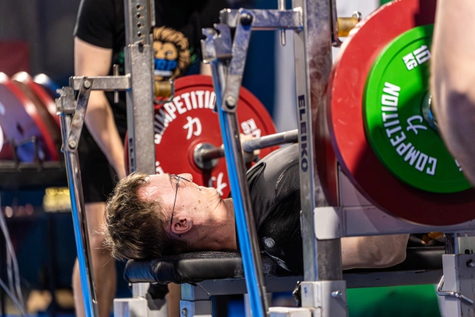 Zdjęcie nr 3 z galerii wyciskanie