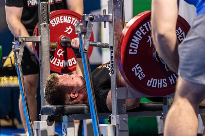 Zdjęcie nr 8 z galerii wyciskanie