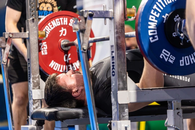 Zdjęcie nr 13 z galerii wyciskanie