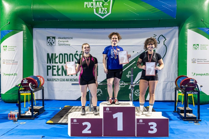 Zdjęcie nr 14 z galerii wyciskanie