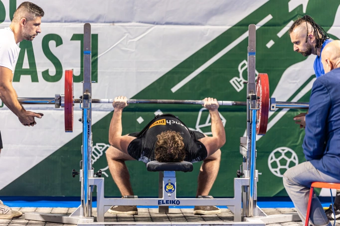 Zdjęcie nr 15 z galerii wyciskanie