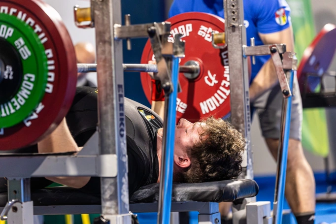 Zdjęcie nr 16 z galerii wyciskanie