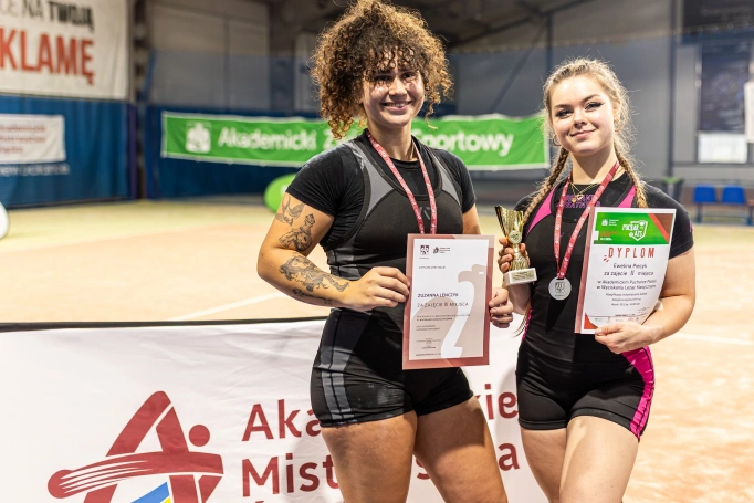 Zdjęcie nr 17 z galerii wyciskanie