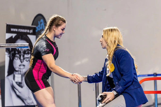 Zdjęcie nr 24 z galerii wyciskanie