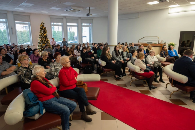 Zdjęcie nr 14 z galerii Jak mówić o złu i ludzkich wyborach? Spotkanie z Rafałem Grupińskim w Akademii WSB