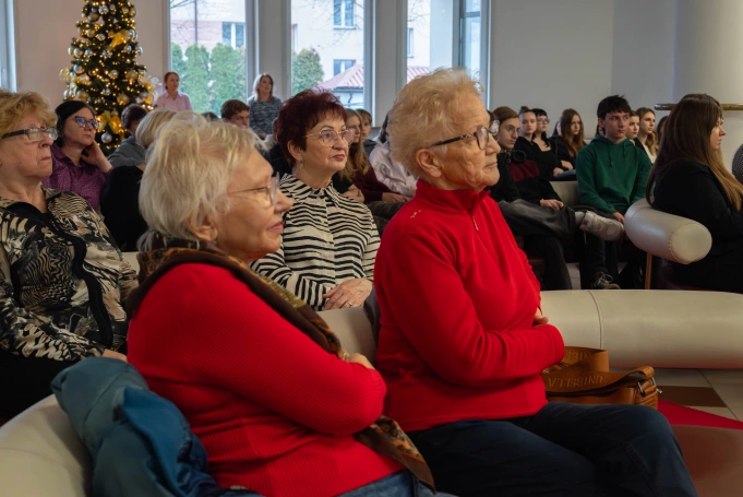 Zdjęcie nr 16 z galerii Jak mówić o złu i ludzkich wyborach? Spotkanie z Rafałem Grupińskim w Akademii WSB