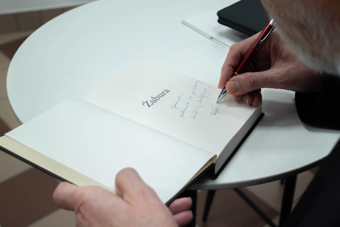 Zdjęcie nr 19 z galerii Jak mówić o złu i ludzkich wyborach? Spotkanie z Rafałem Grupińskim w Akademii WSB