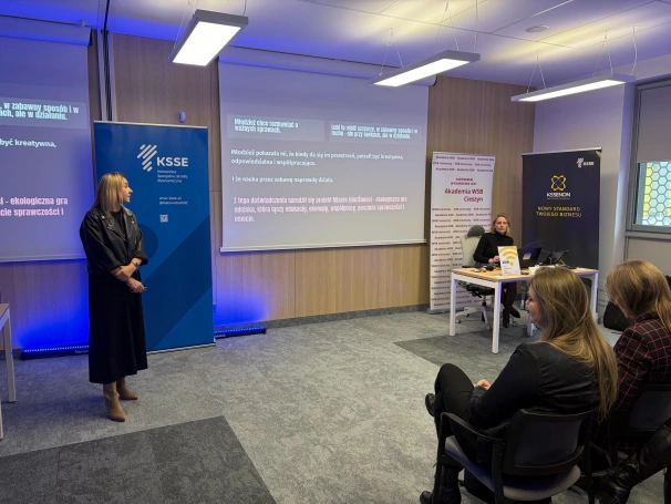 Zdjęcie nr 3 z galerii Konferencja AgriVerde i finał konkursu start-upów – sukces studentki Akademii WSB