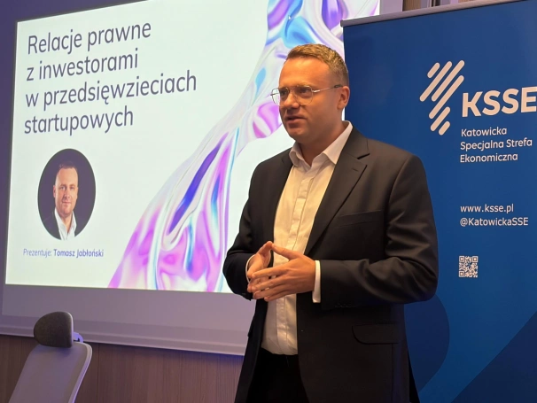 Zdjęcie nr 8 z galerii Konferencja AgriVerde i finał konkursu start-upów – sukces studentki Akademii WSB