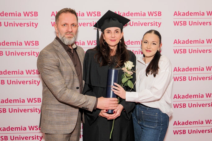 Zdjęcie nr 47 z galerii Nowe stopnie, nowe możliwości. Uroczyste wręczenie dyplomów habilitacyjnych i doktorskich w Akademii WSB 