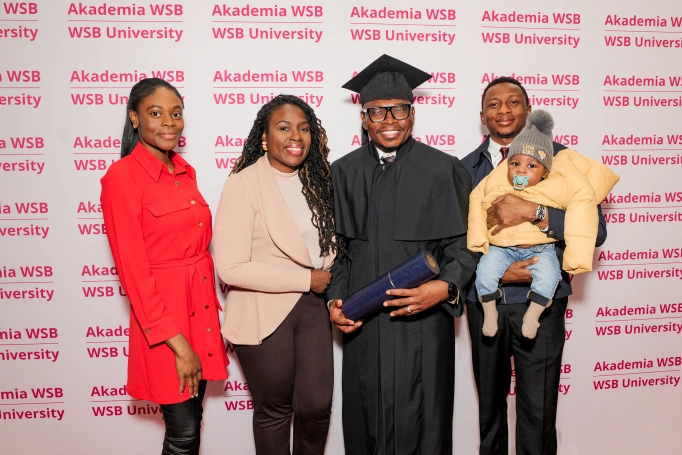 Zdjęcie nr 39 z galerii Nowe stopnie, nowe możliwości. Uroczyste wręczenie dyplomów habilitacyjnych i doktorskich w Akademii WSB 