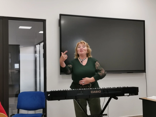 Zdjęcie nr 5 z galerii Warsztaty wokalne dla seniorów - 04.12.2025