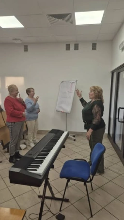 Zdjęcie nr 7 z galerii Warsztaty wokalne dla seniorów - 04.12.2025