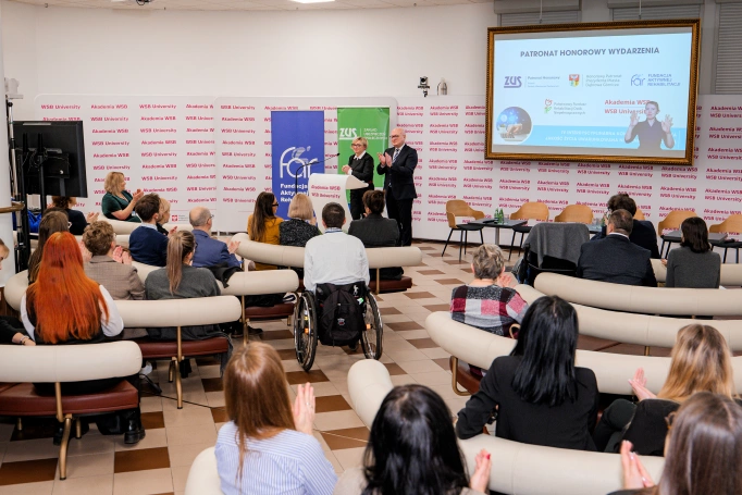 Zdjęcie nr 3 z galerii Gdy marzenia zderzają się z rzeczywistością – "IV Interdyscyplinarna Konferencja Naukowa" 