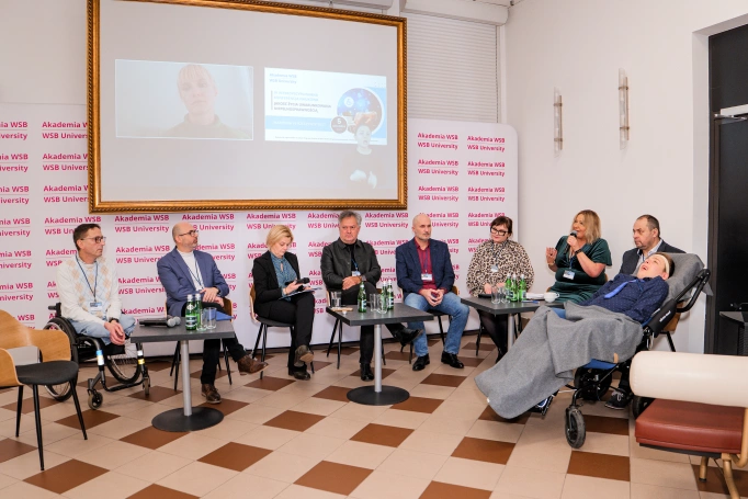 Zdjęcie nr 16 z galerii Gdy marzenia zderzają się z rzeczywistością – "IV Interdyscyplinarna Konferencja Naukowa" 