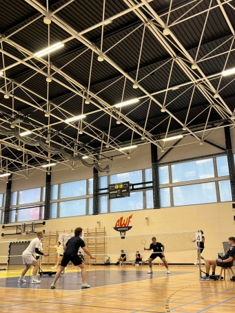 Zdjęcie nr 3 z galerii badminton