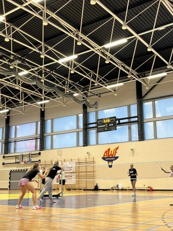 Zdjęcie nr 4 z galerii badminton