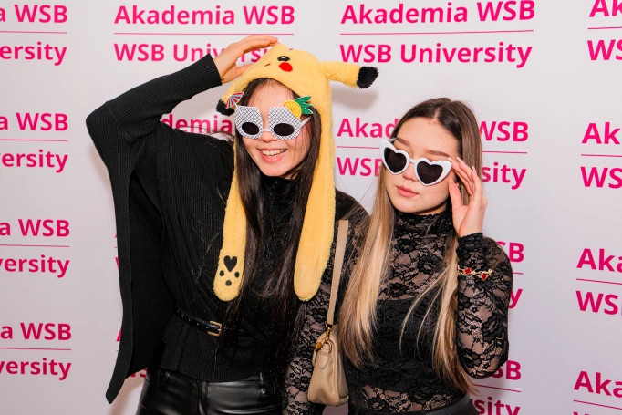 Zdjęcie nr 52 z galerii International Christmas Party